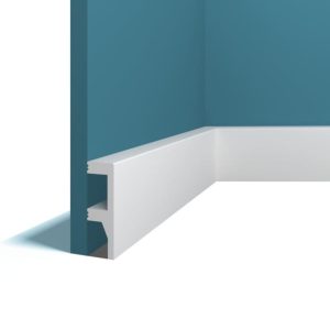 Плинтус напольный P82