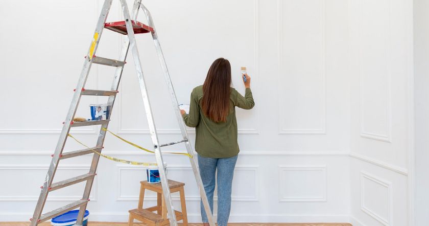 Замер с образцами от «Перфект Плюс» (плинтусы, молдинги, стеновые панели)